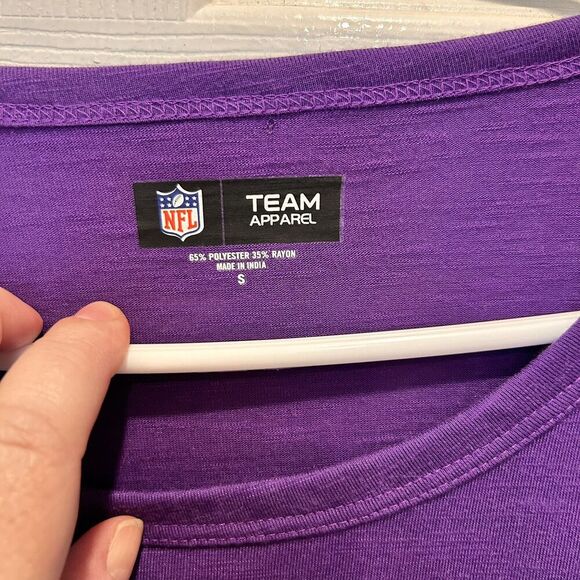 Minnesota‎ Vikings NFL Women's Long Sleeve Shirt Size Small NWT Purple Gold - Picture 5 of 6